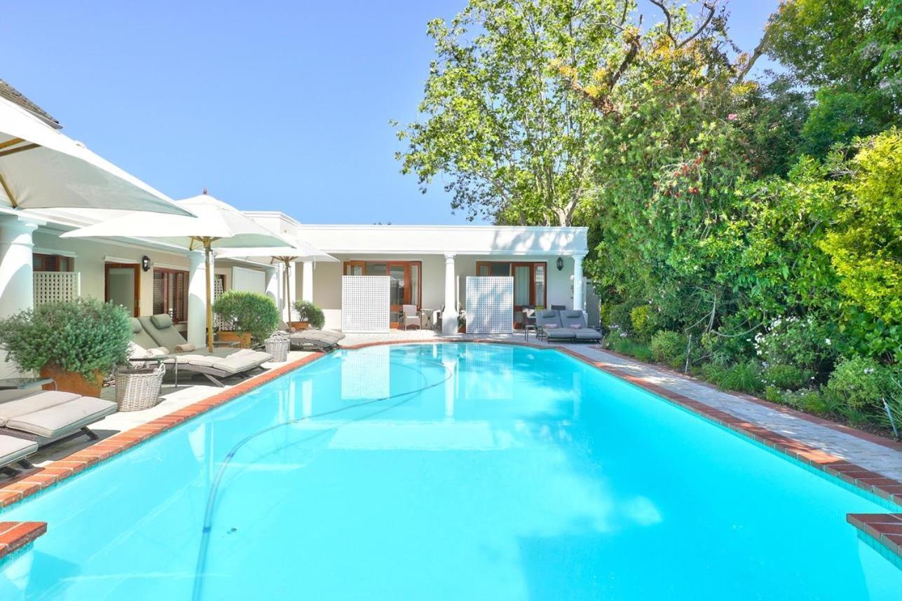 Fernwood Manor Boutique Guest House Kapstaden Rum bild